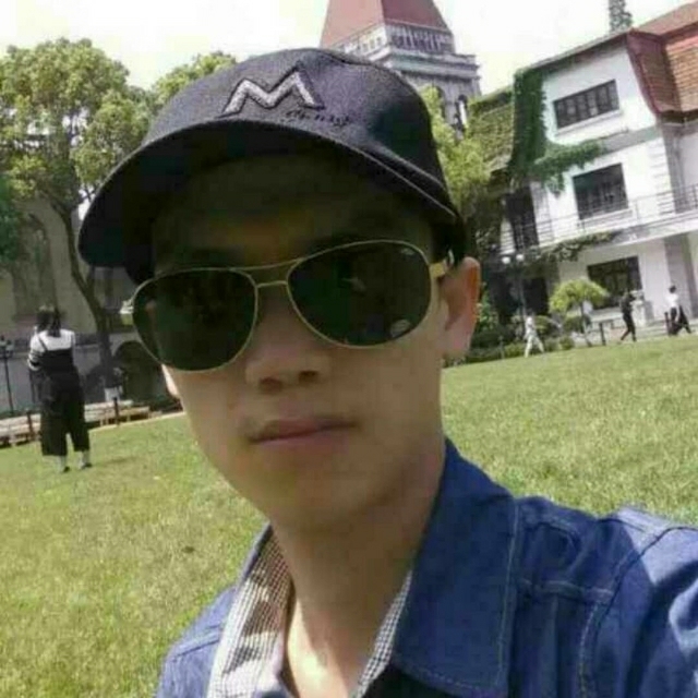 龙小华的第一张照片--桐乡认干亲服务网